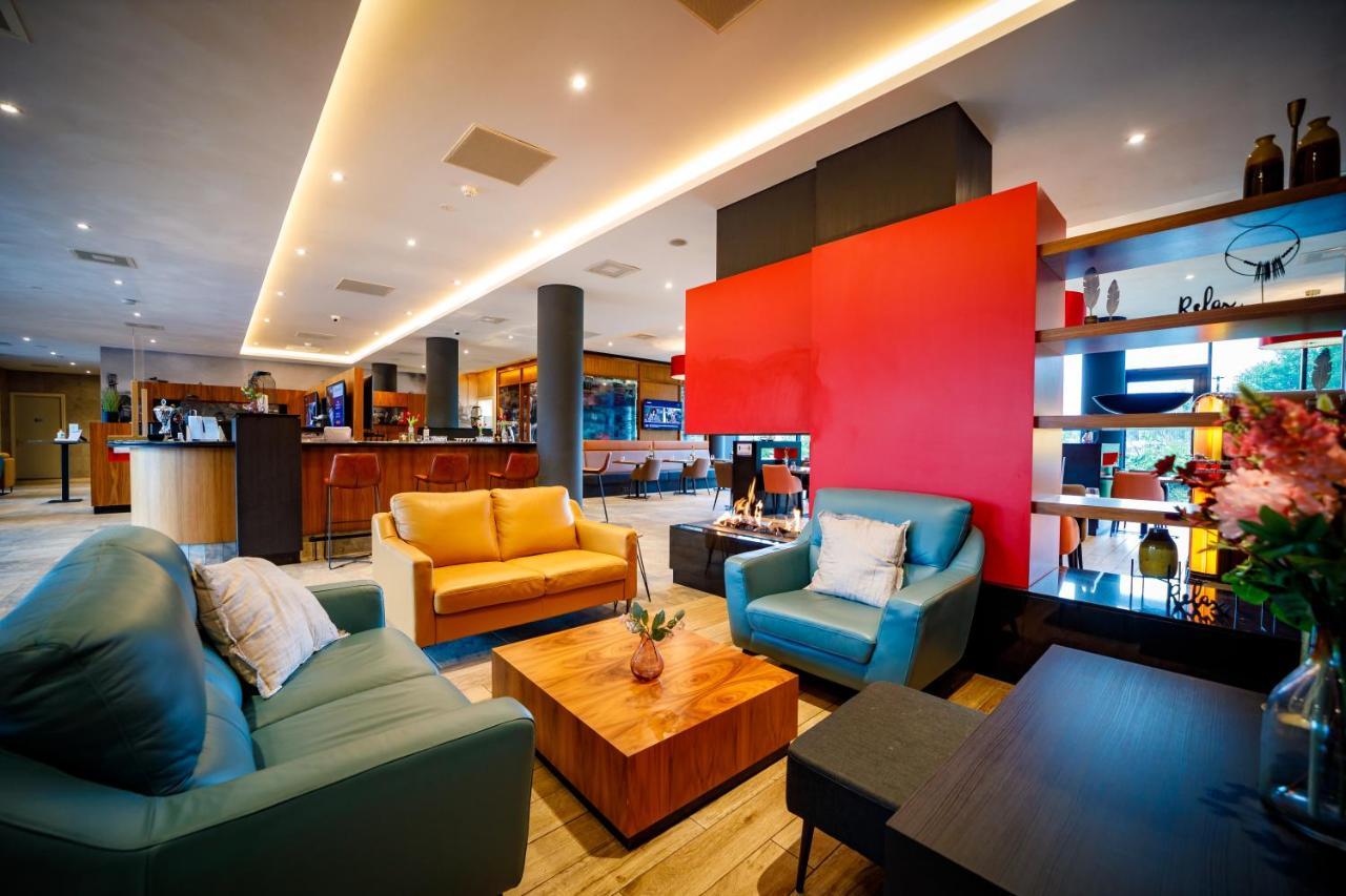 Bastion Hotel Geleen Exterior foto