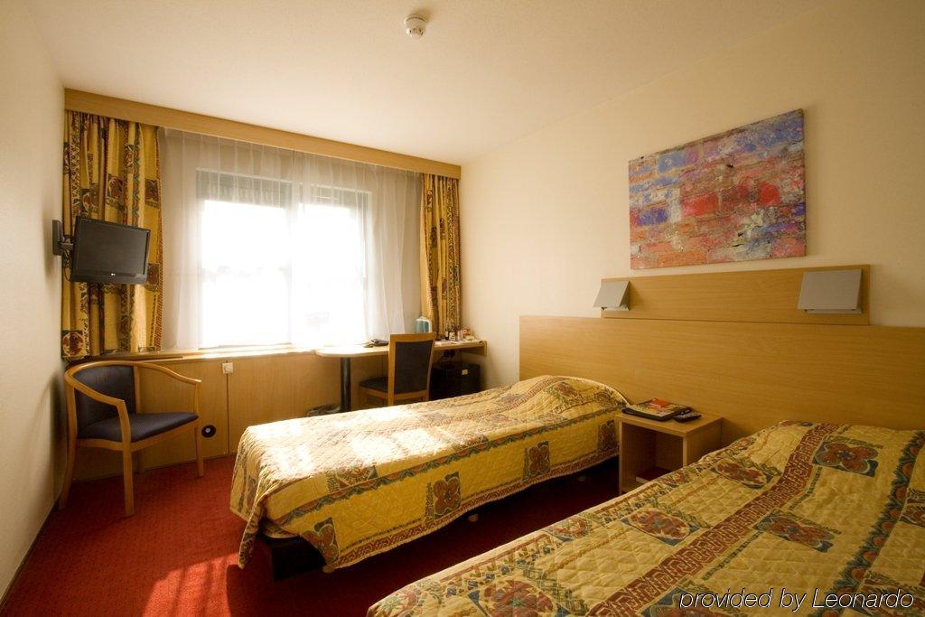 Bastion Hotel Geleen Zimmer foto